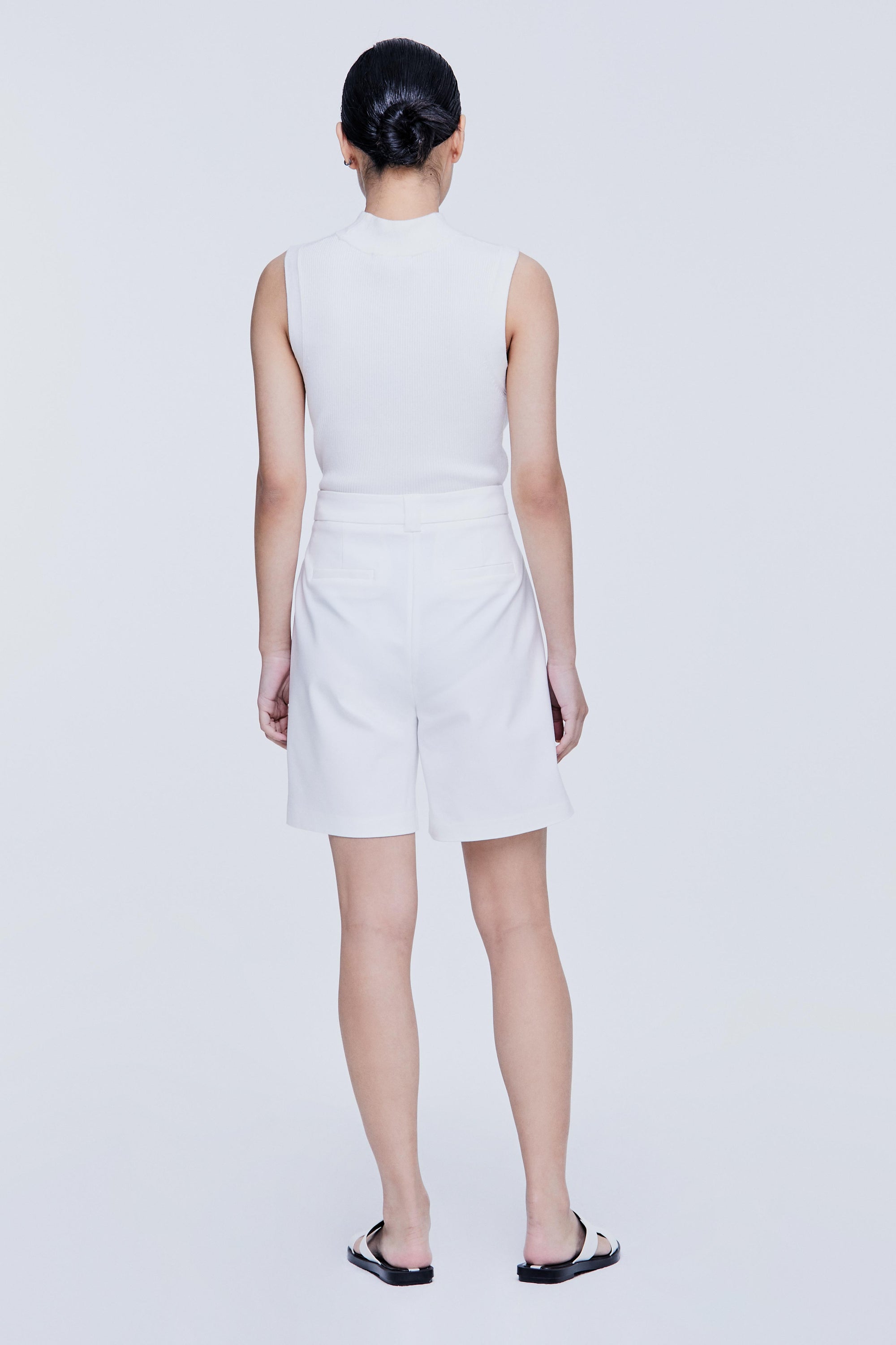 color:IVORY 3