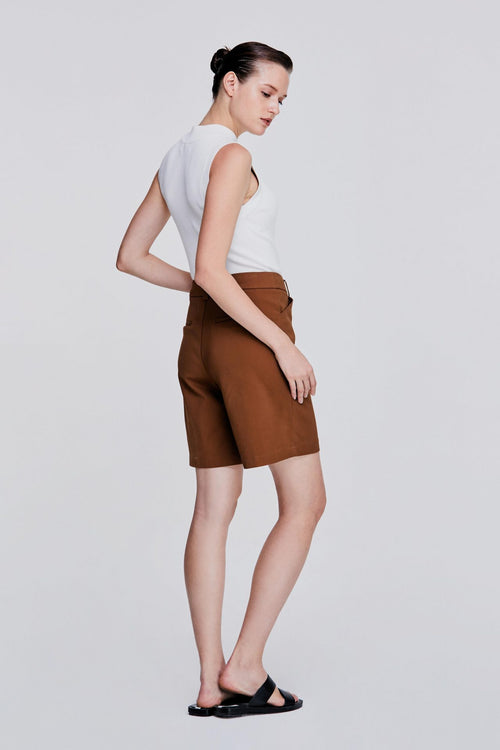 color:BROWN