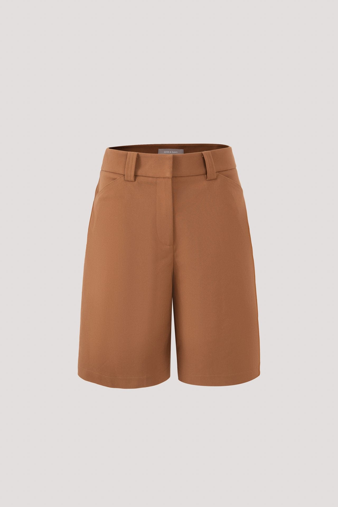 color:BROWN