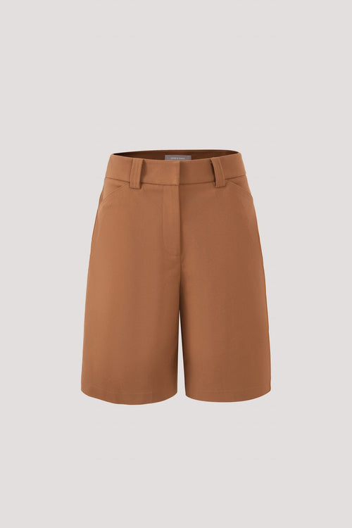 color:BROWN