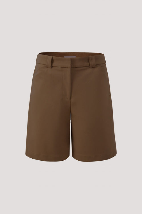 color:BROWN