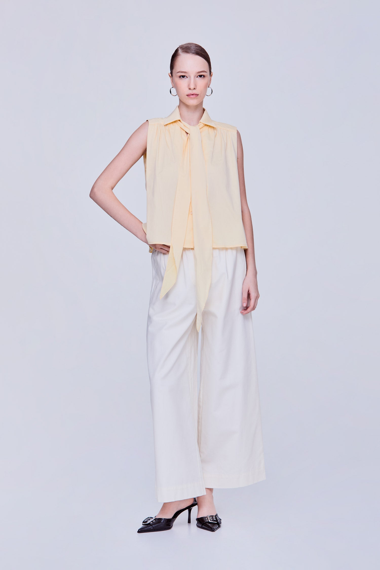 color:PALE YELLOW