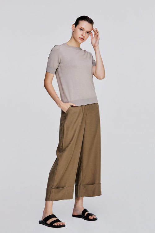 color:KHAKI