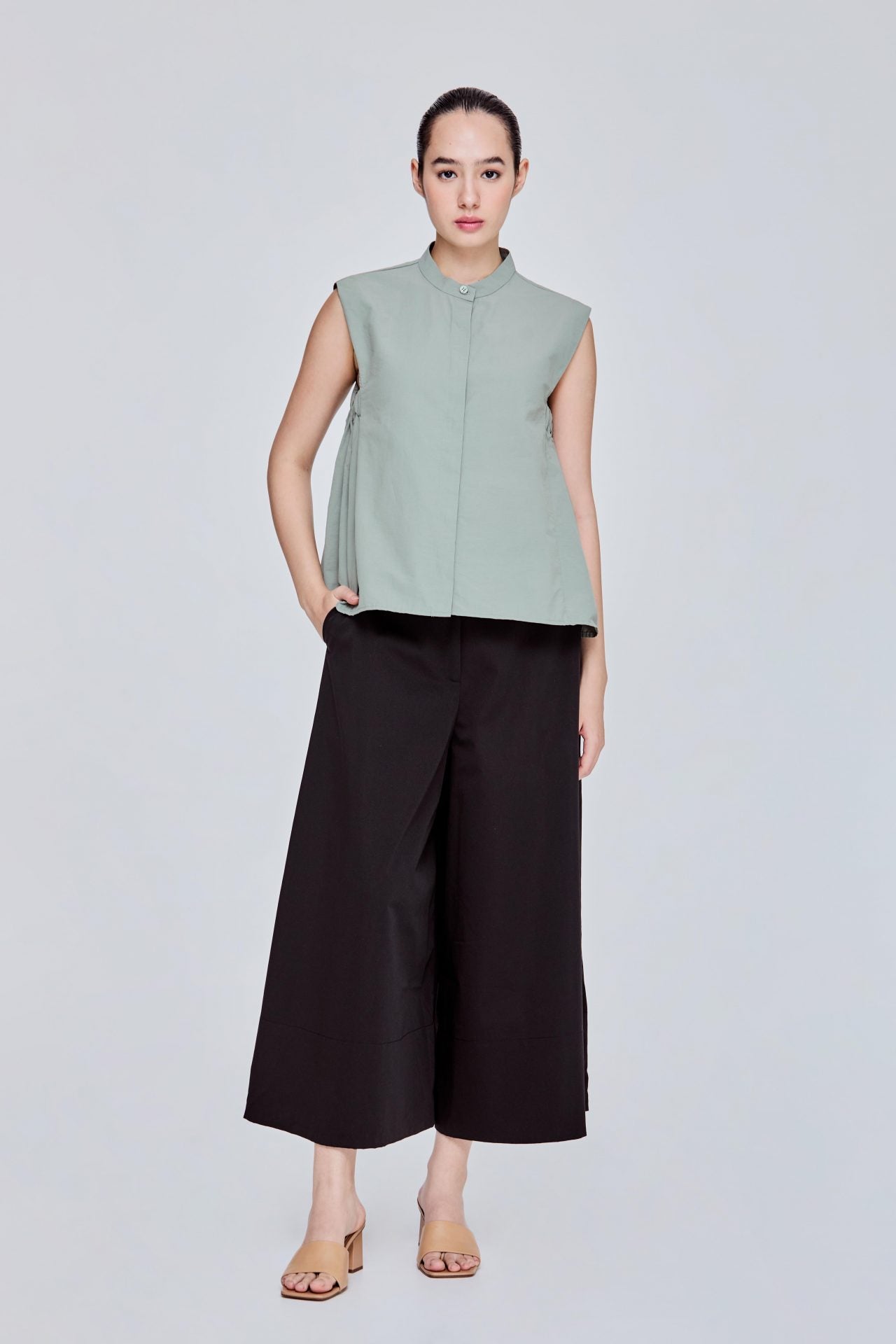 color:MOSS