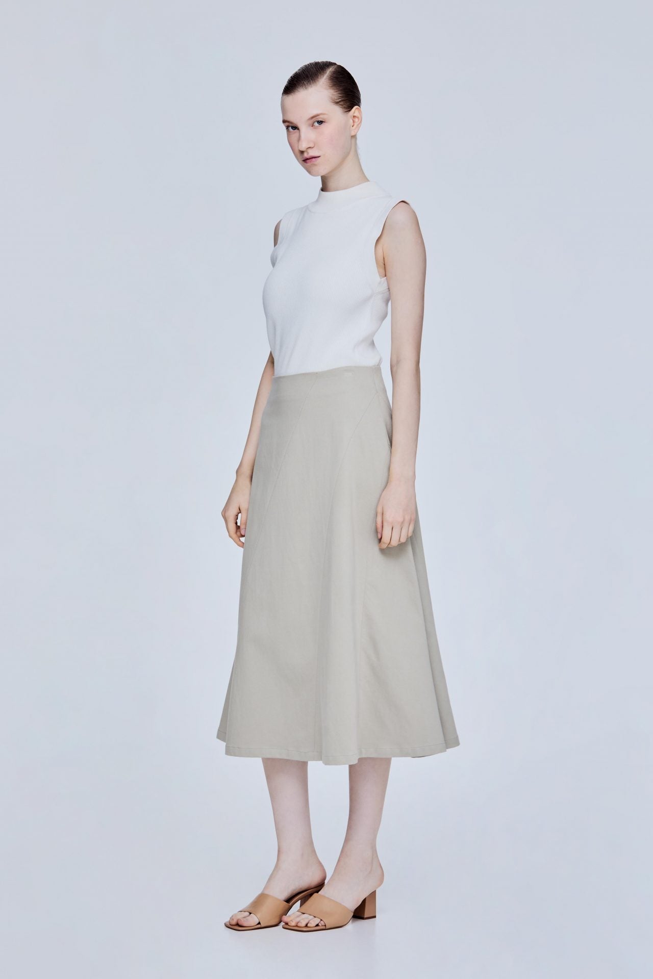 color:TAUPE