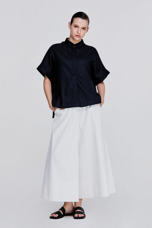color:NAVY