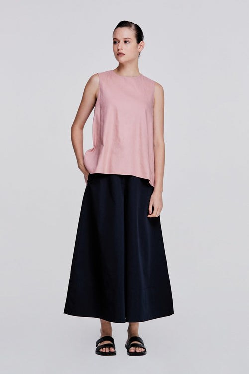color:BLUSH