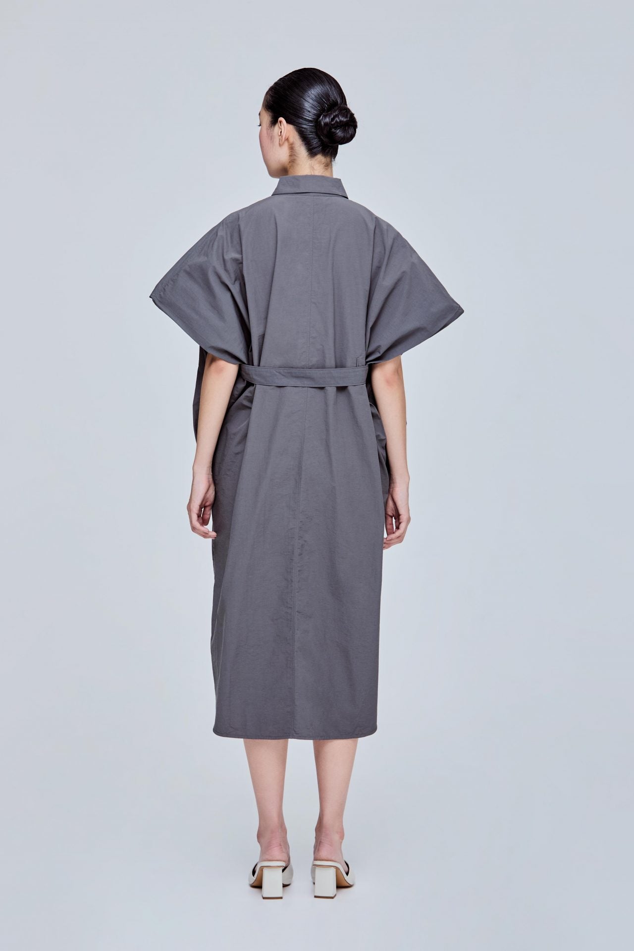 color:DARK GREY