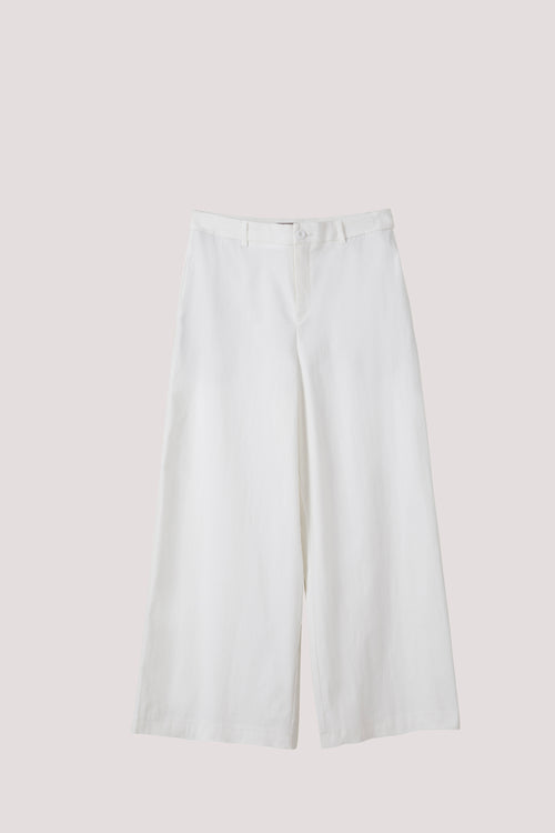 color:IVORY