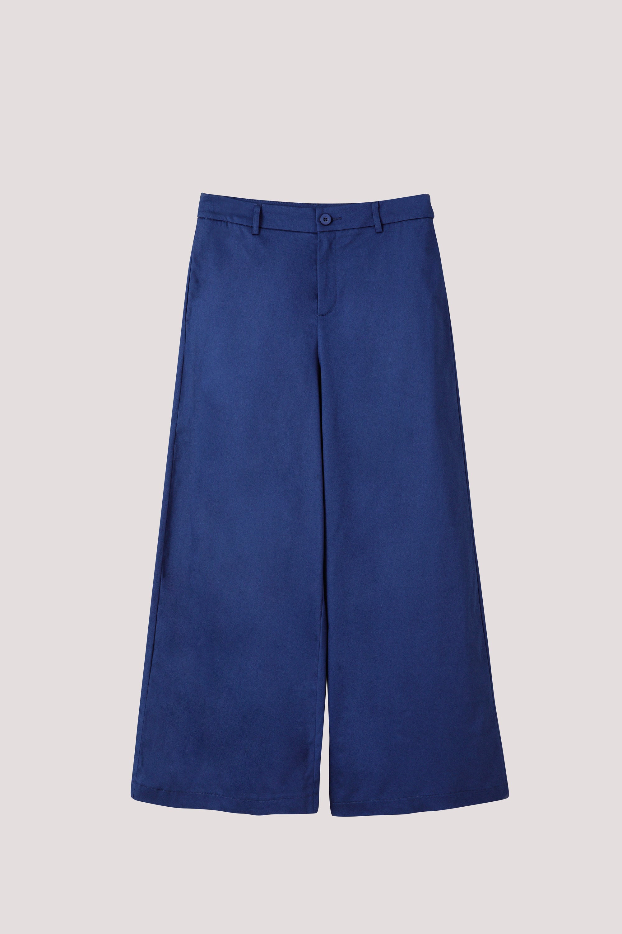 color:NAVY