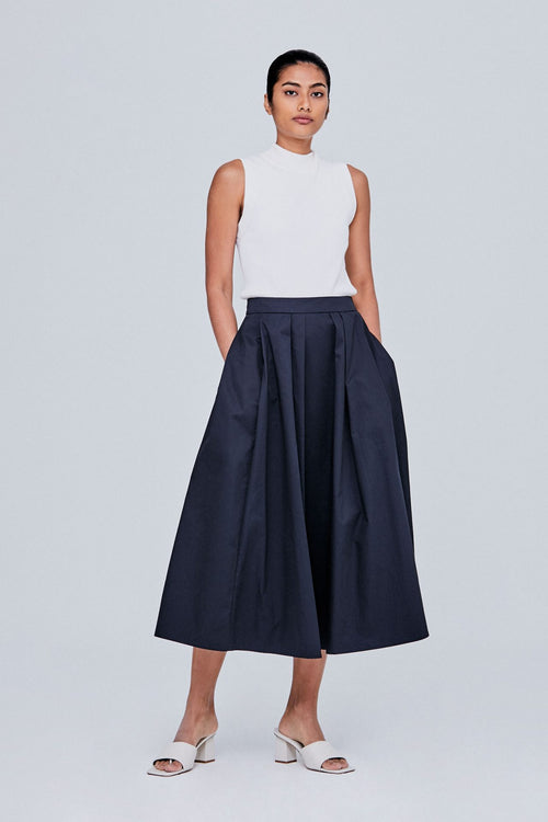 color:NAVY