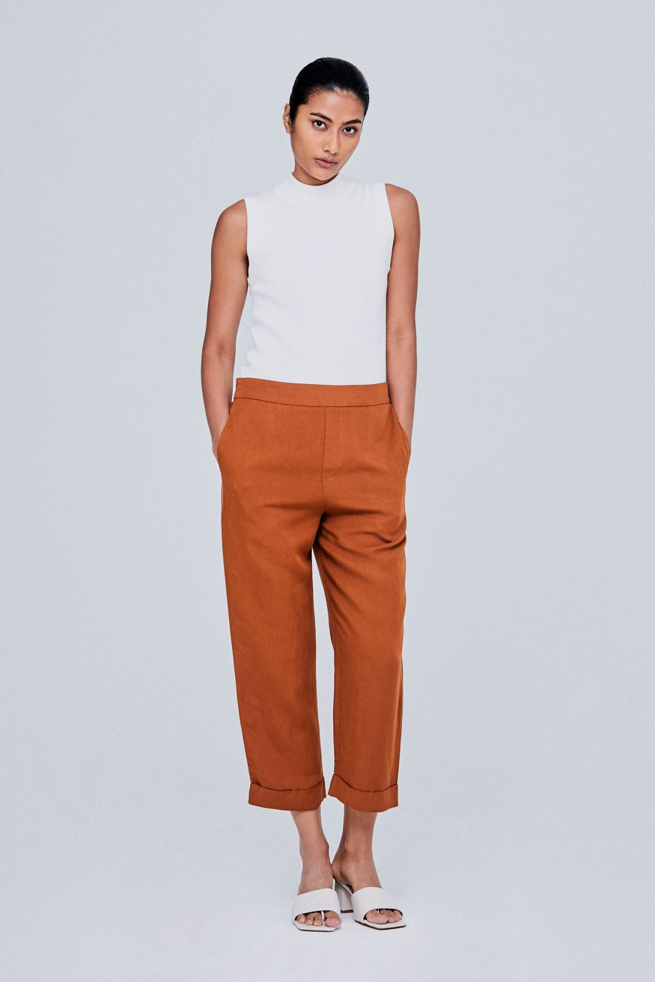 color:BRONZE