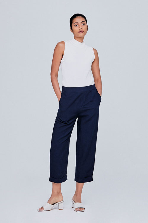 color:NAVY