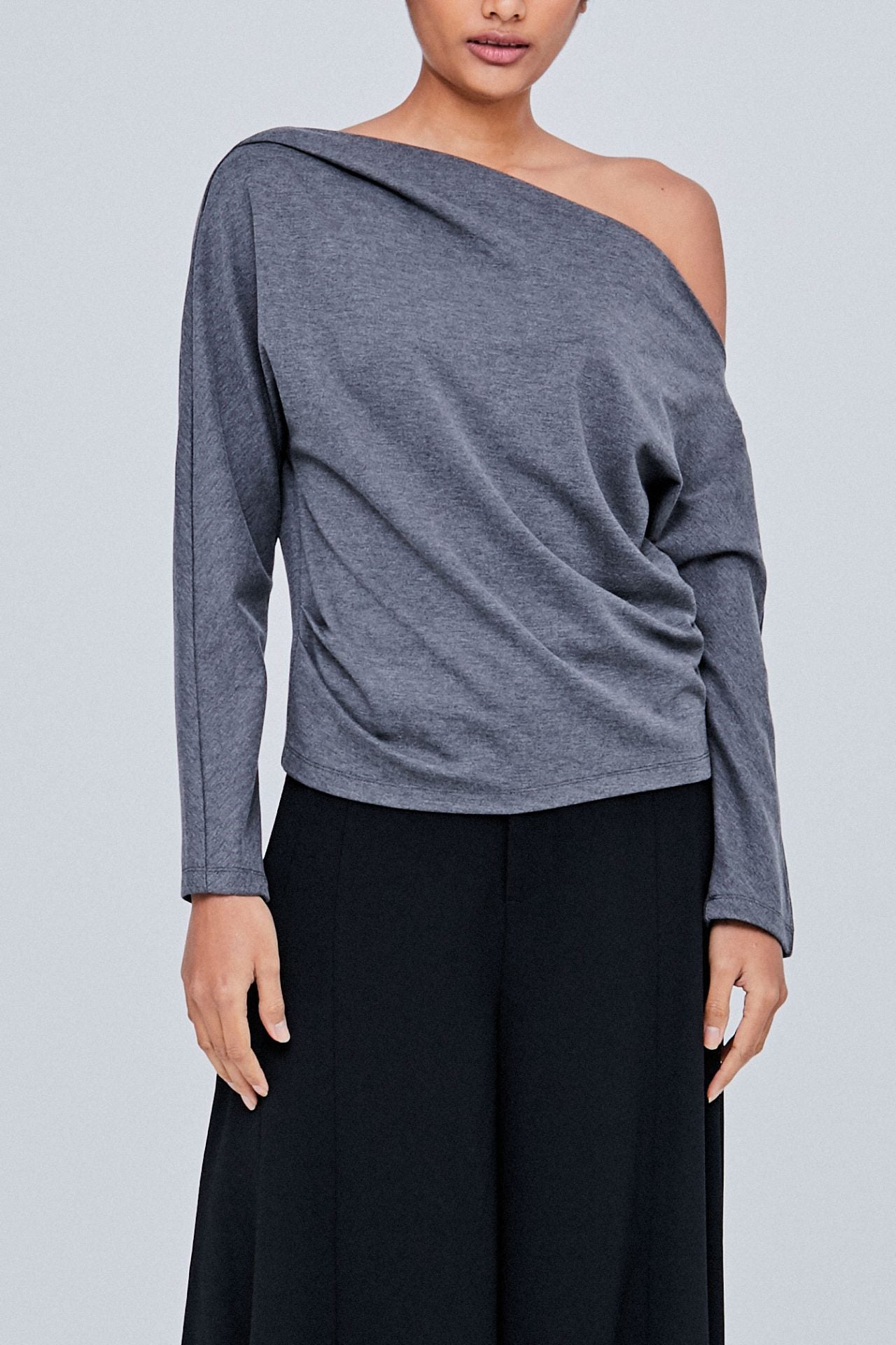 color:HUE GREY