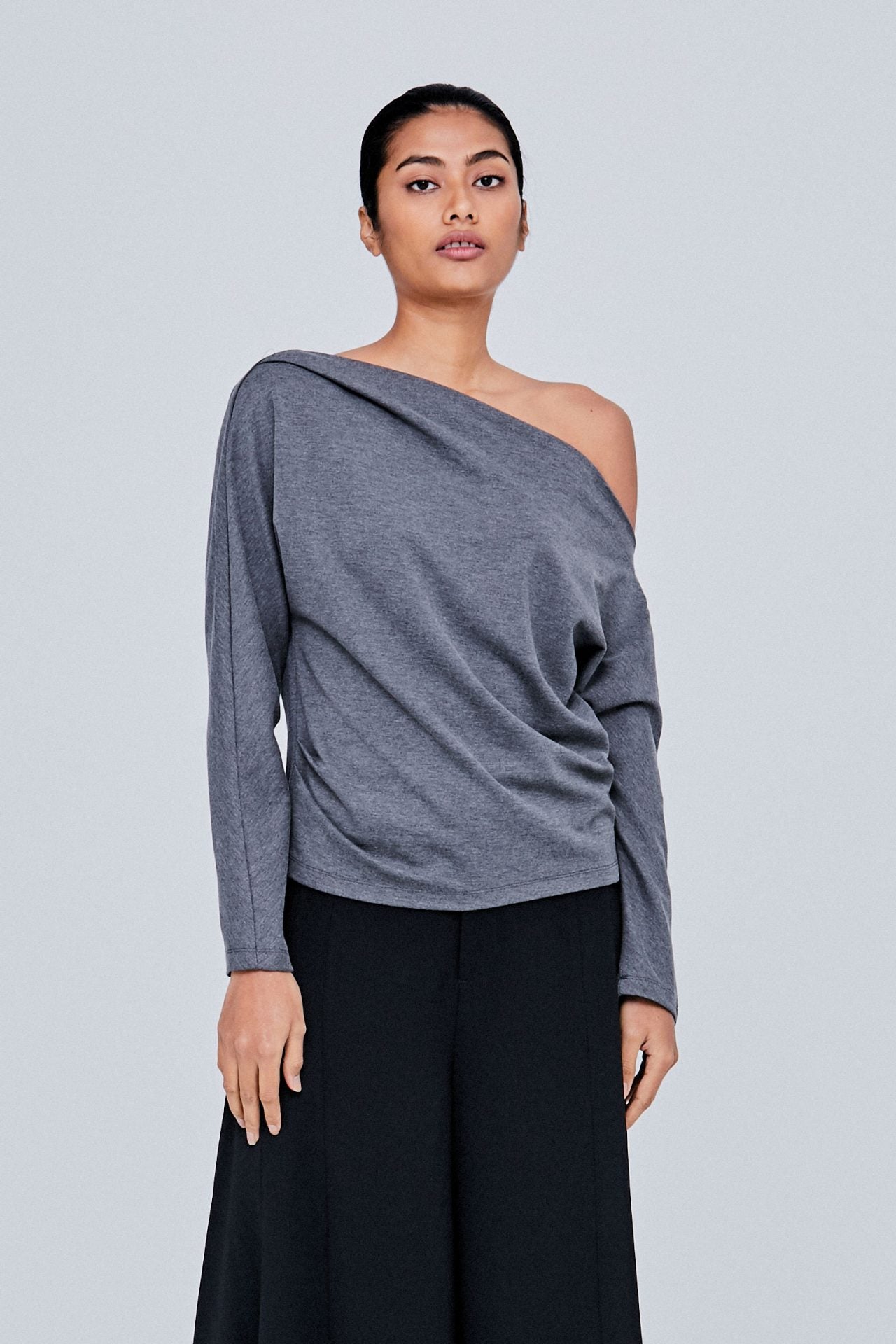 color:HUE GREY