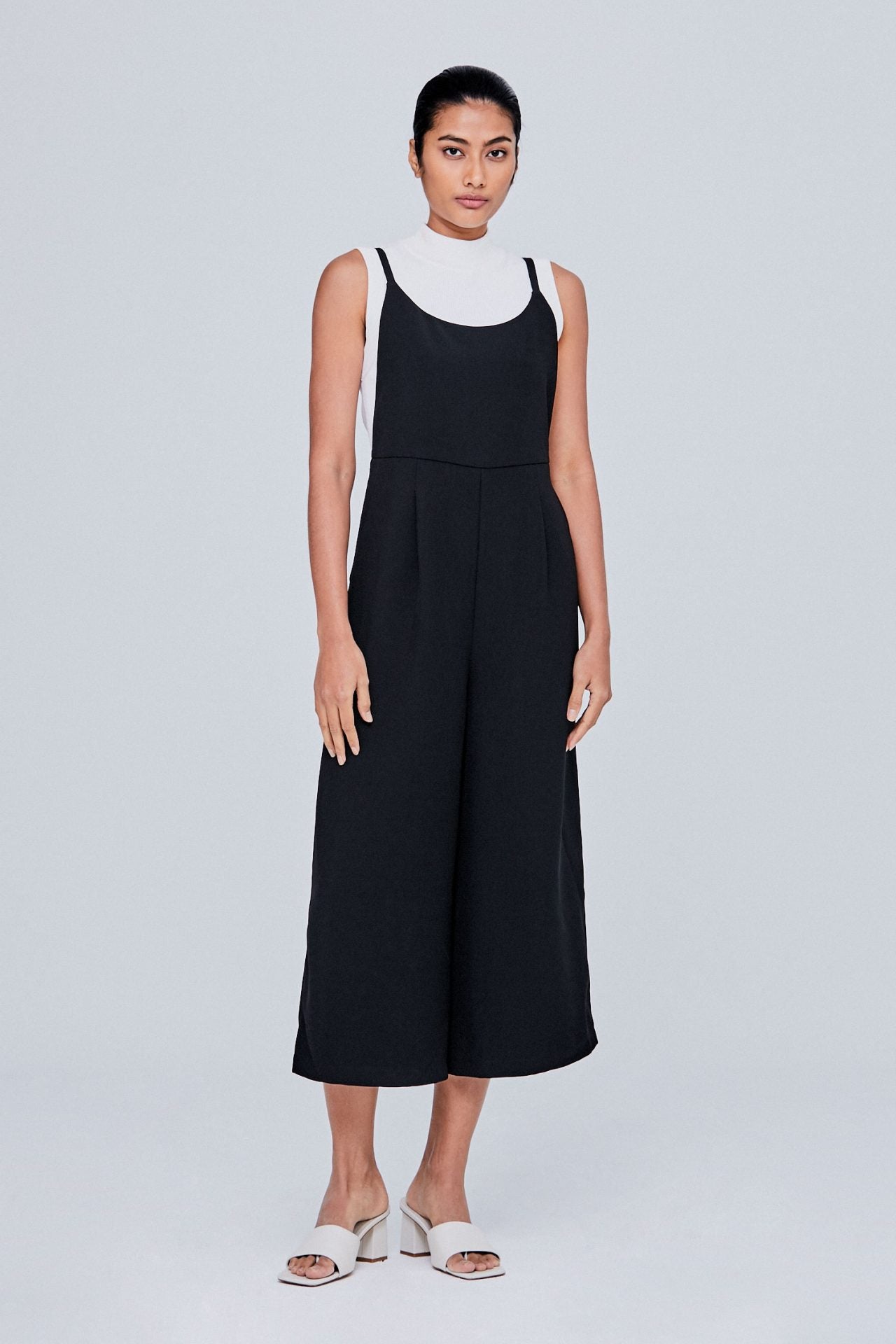 color:NOIR