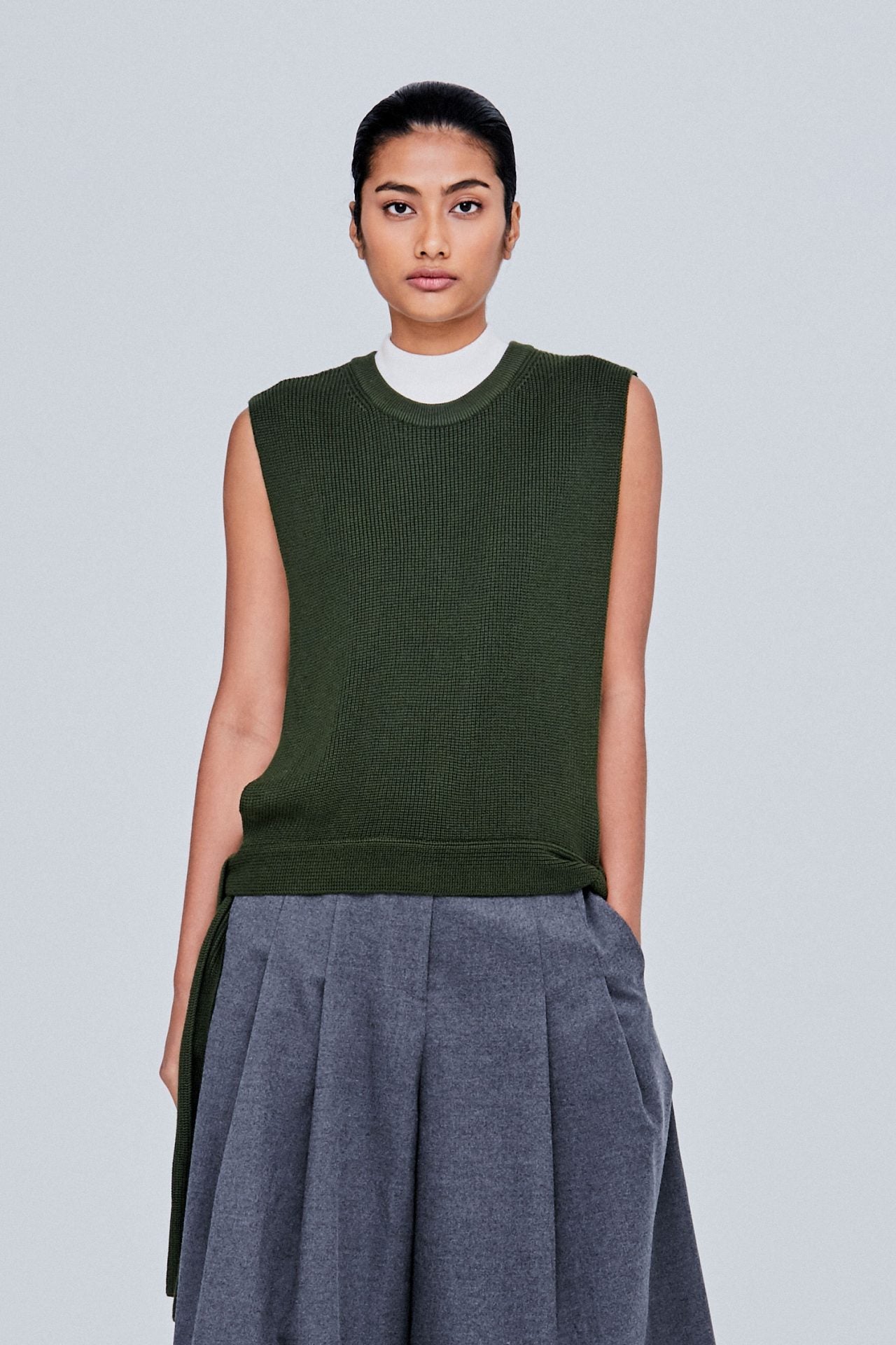 color:ARMY GREEN