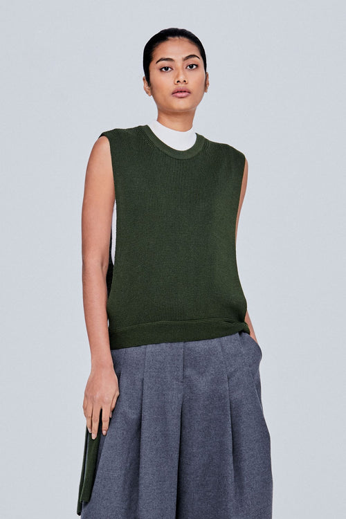 color:ARMY GREEN