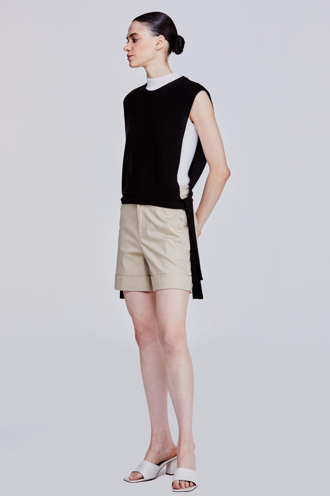 color:NOIR