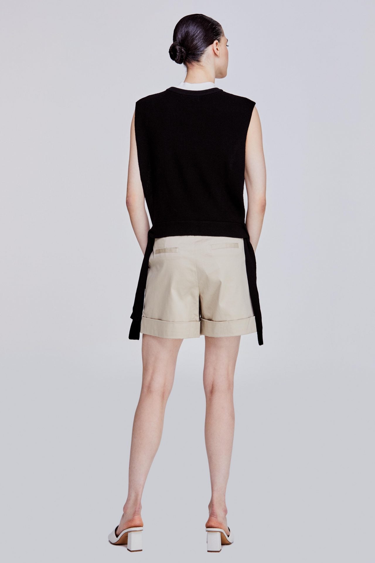 color:NOIR