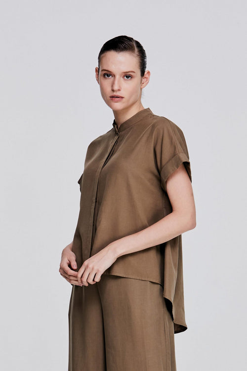 color:MOCHA