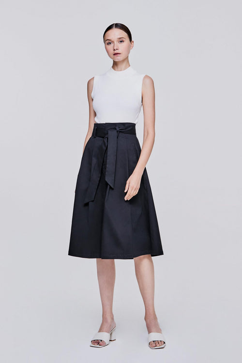 color:NOIR