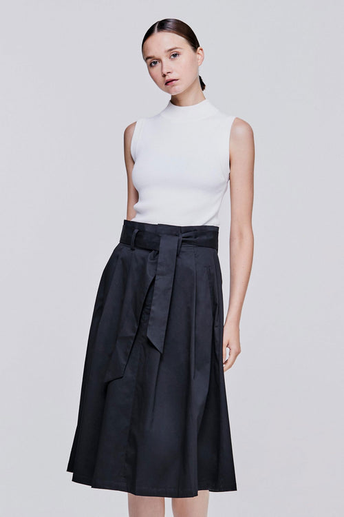 color:NOIR