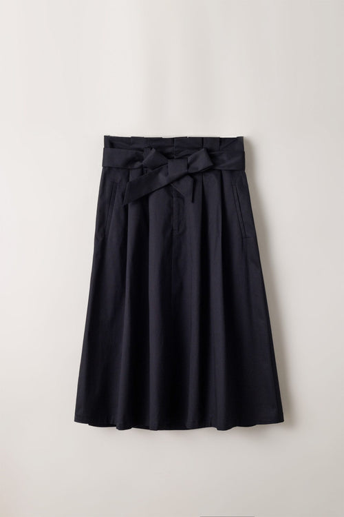 color:NOIR