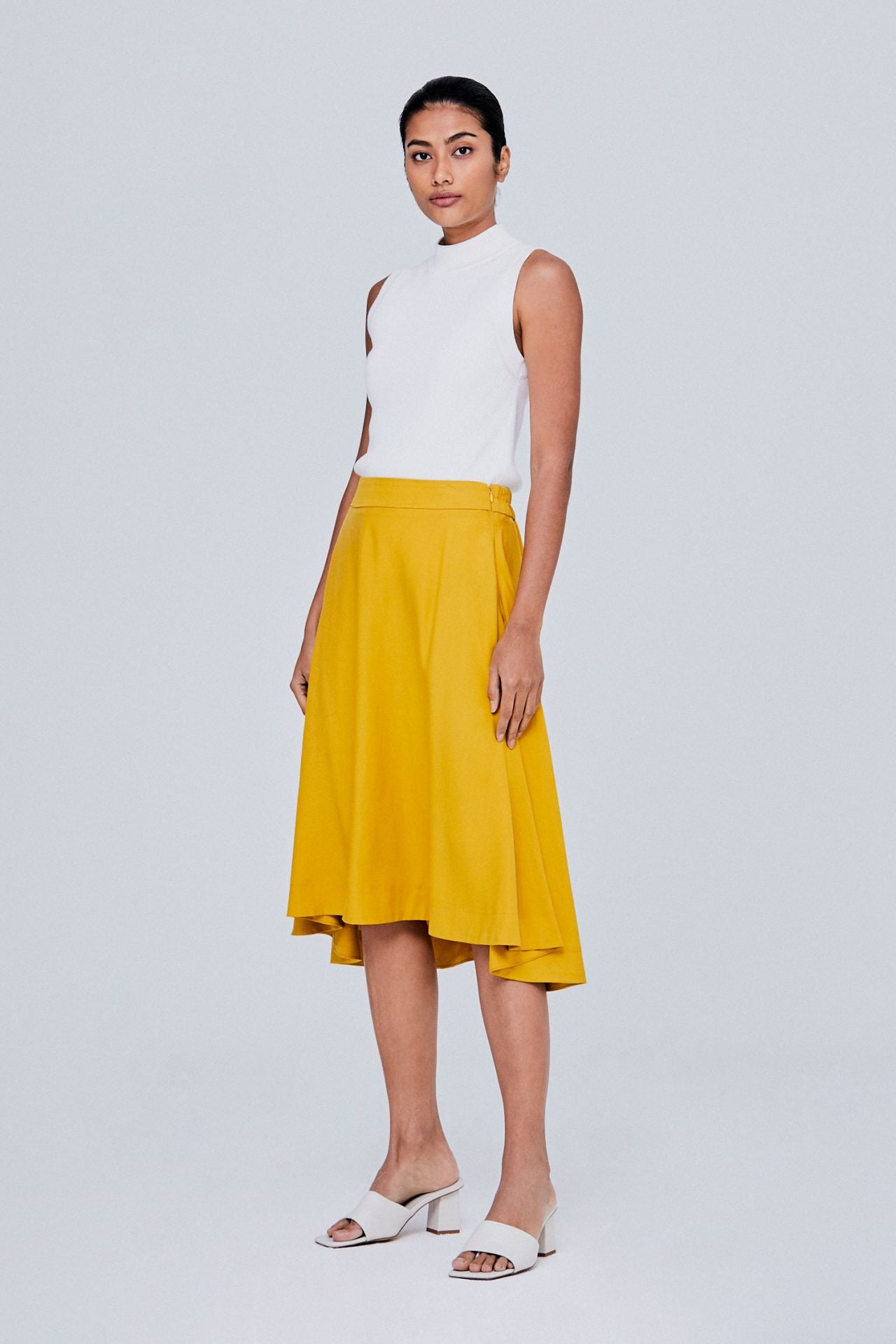 color:MUSTARD
