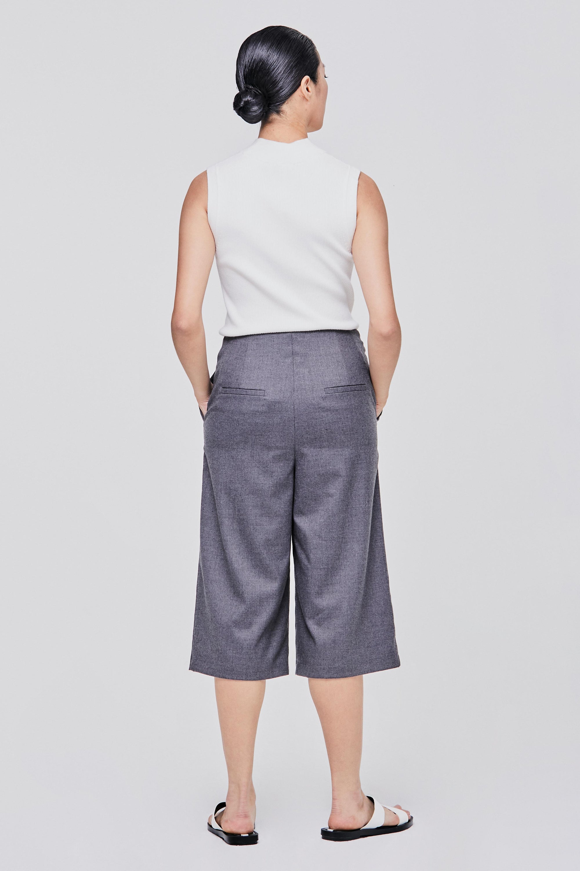 color:HUE GREY