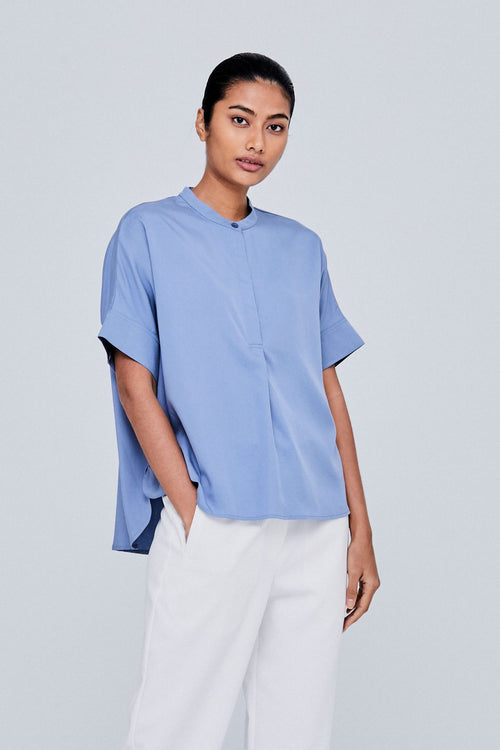 color:STEEL BLUE