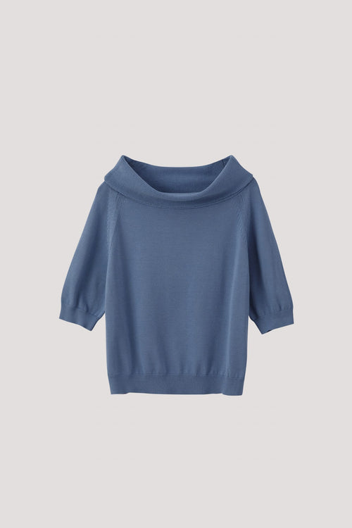 color:STEEL BLUE
