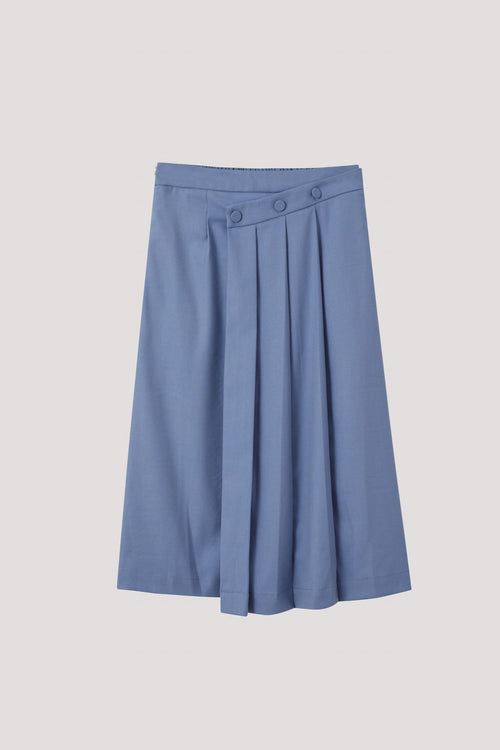 color:STEEL BLUE