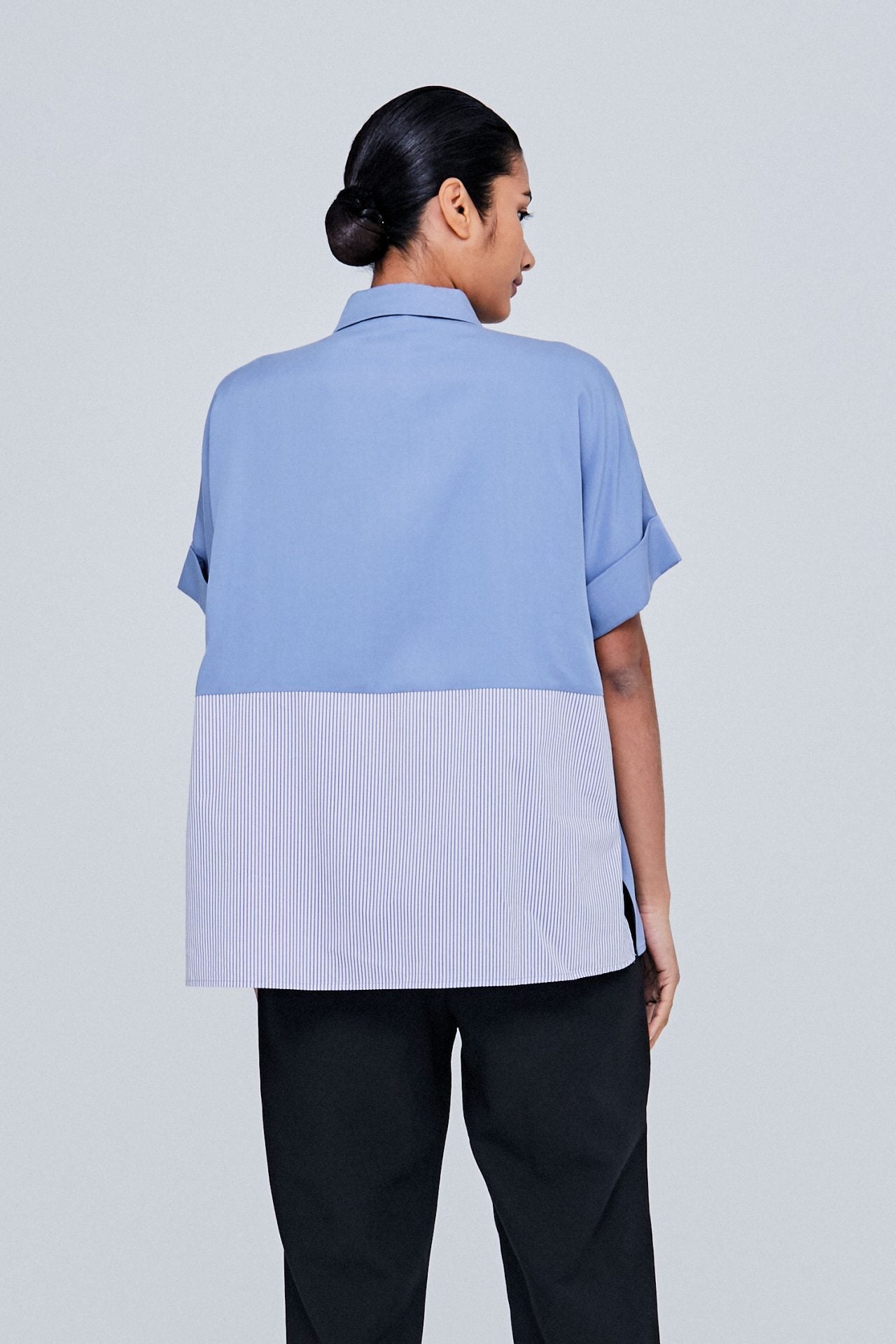 color:STEEL BLUE