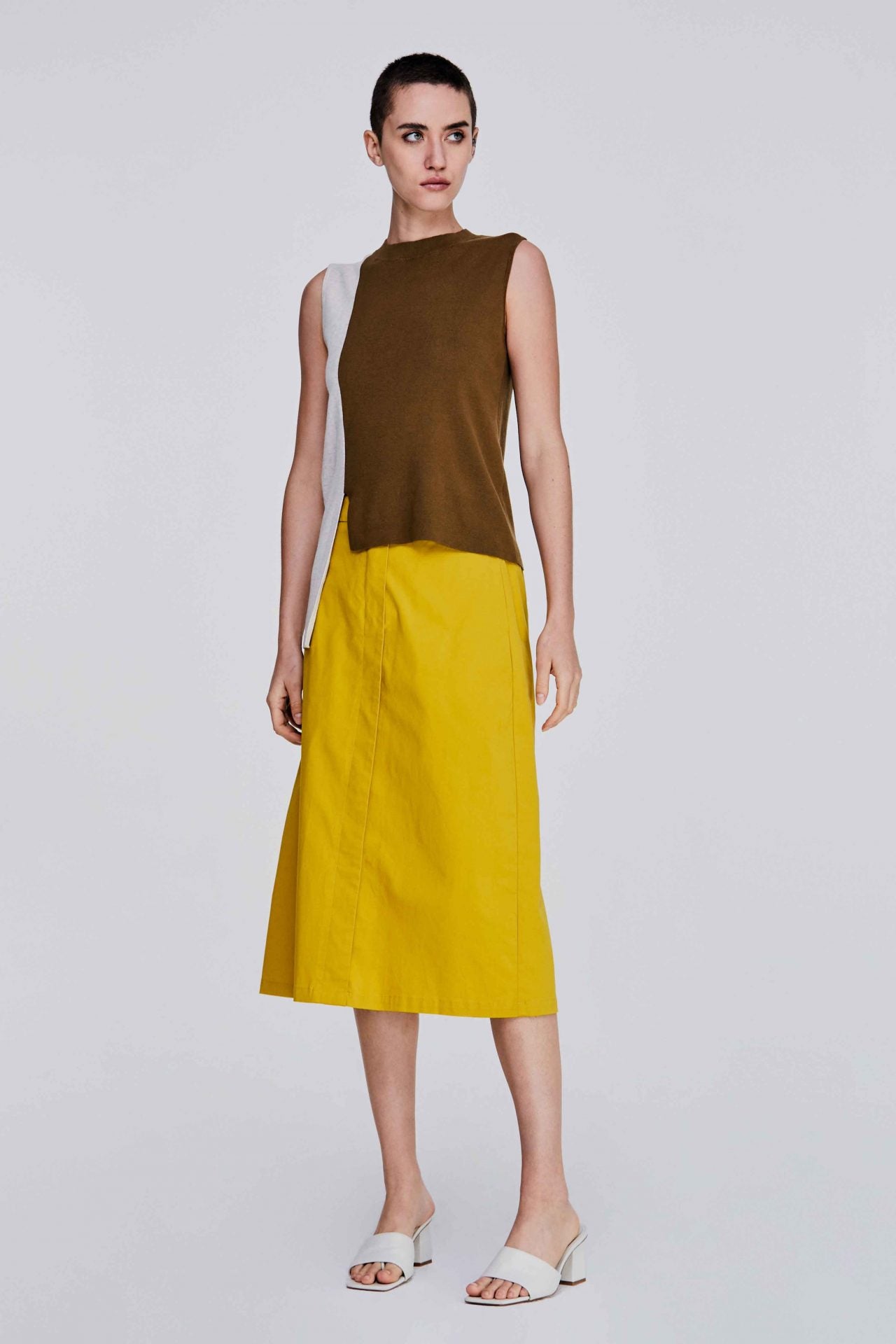 color:MOSS