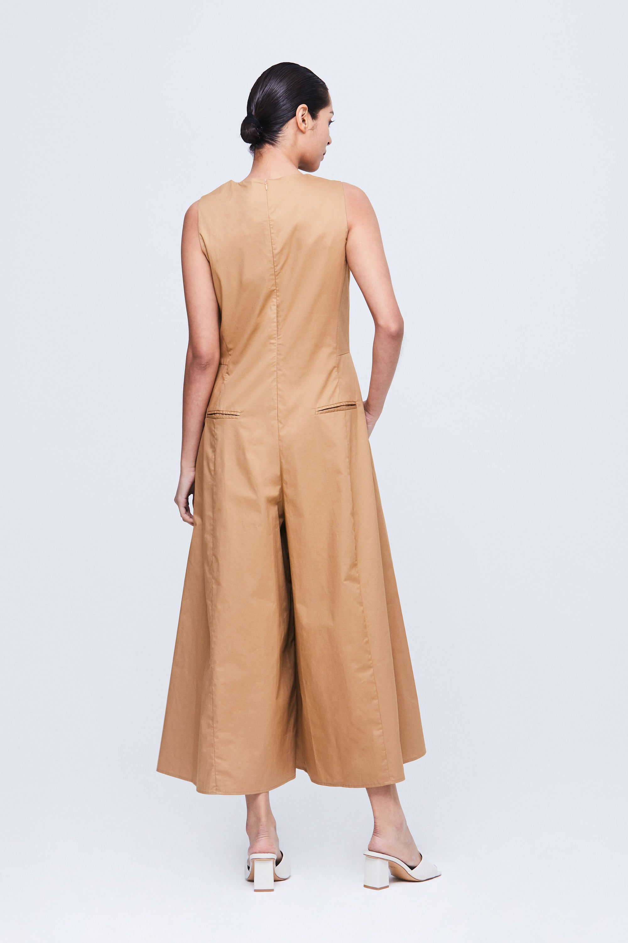 color:BRONZE