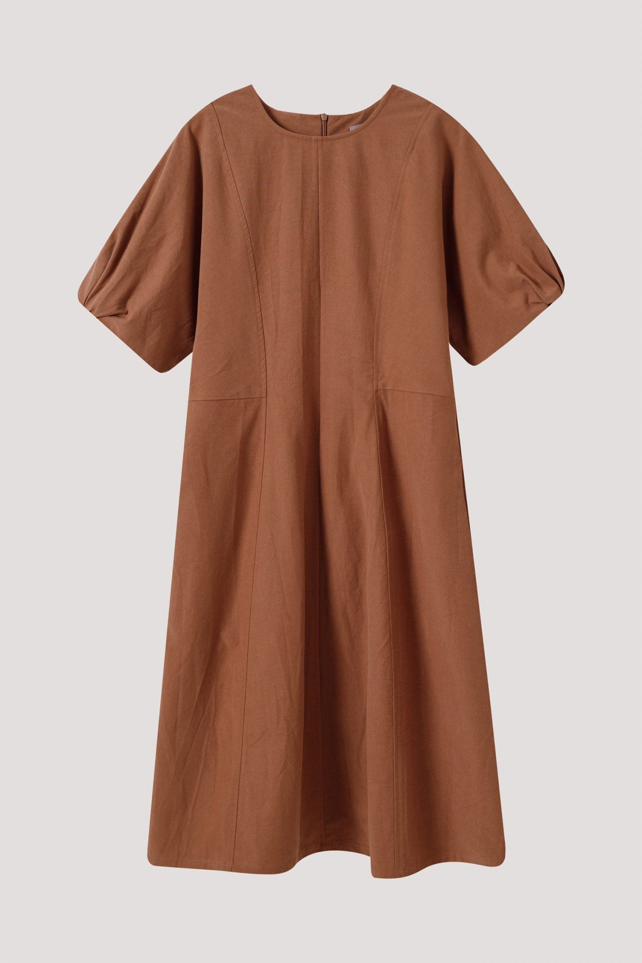 color:BROWN