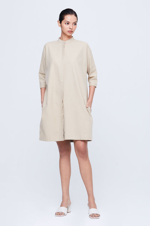 color:KHAKI
