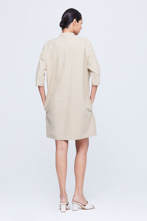 color:KHAKI