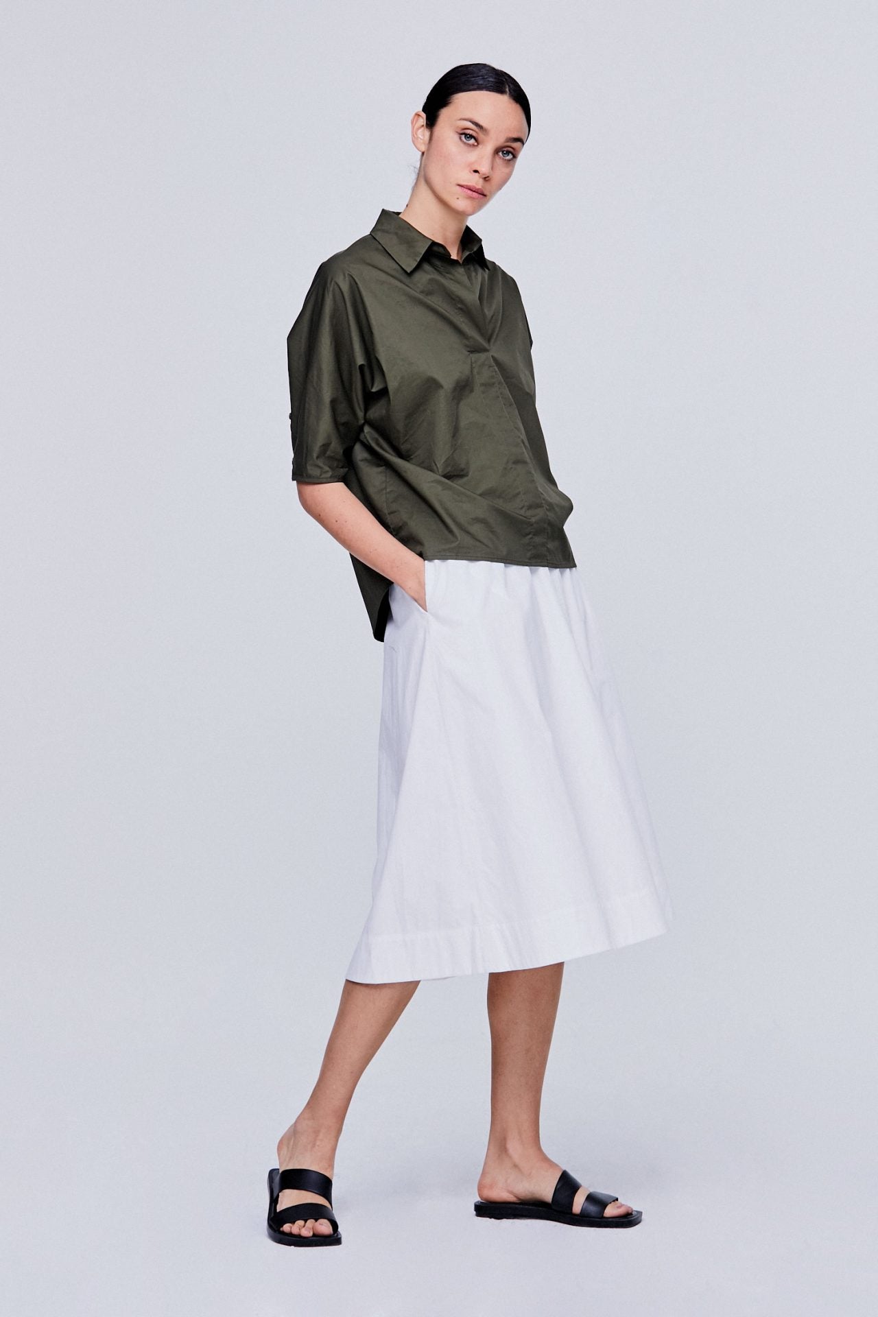 color:ARMY GREEN