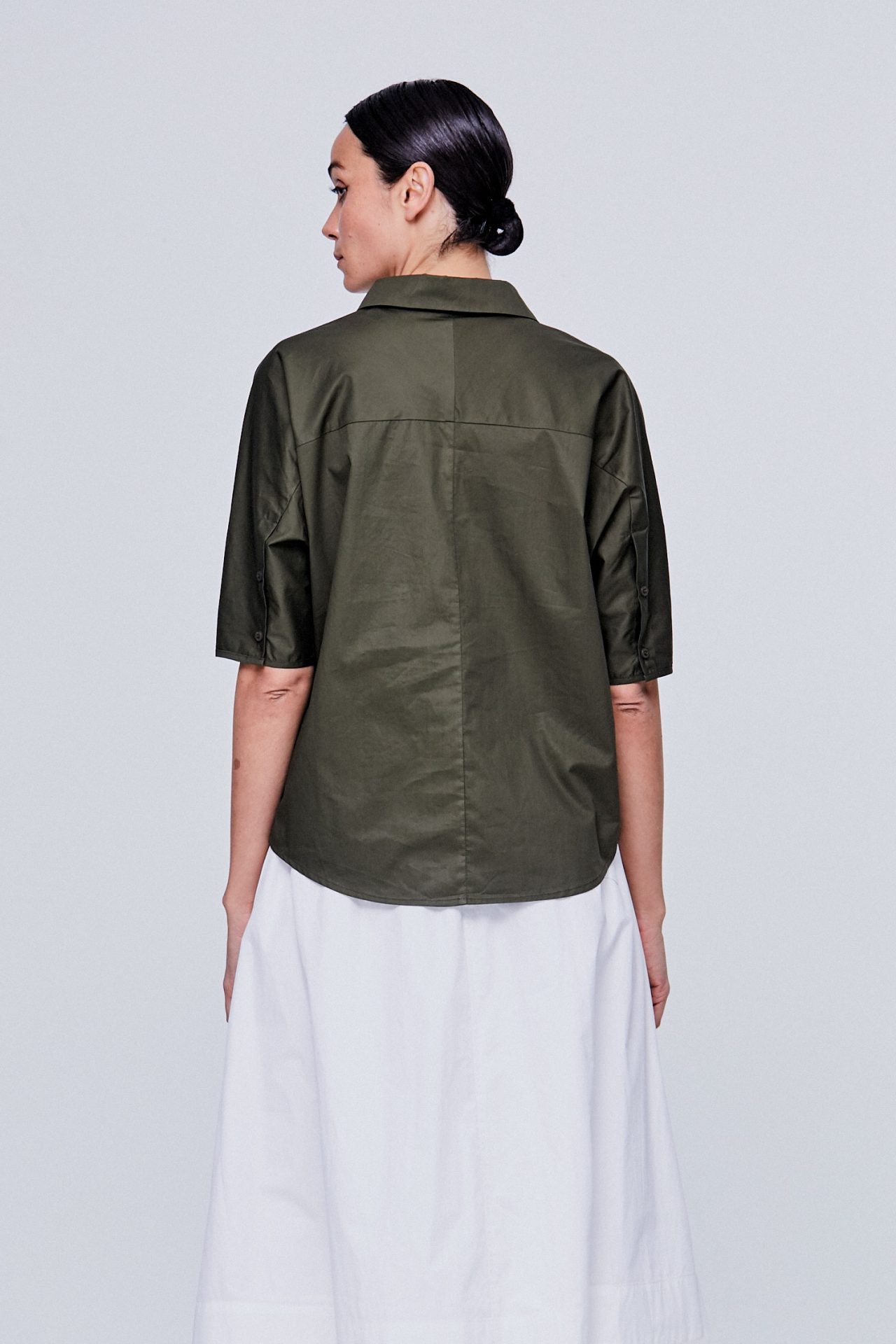 color:ARMY GREEN