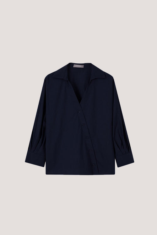 color:NAVY