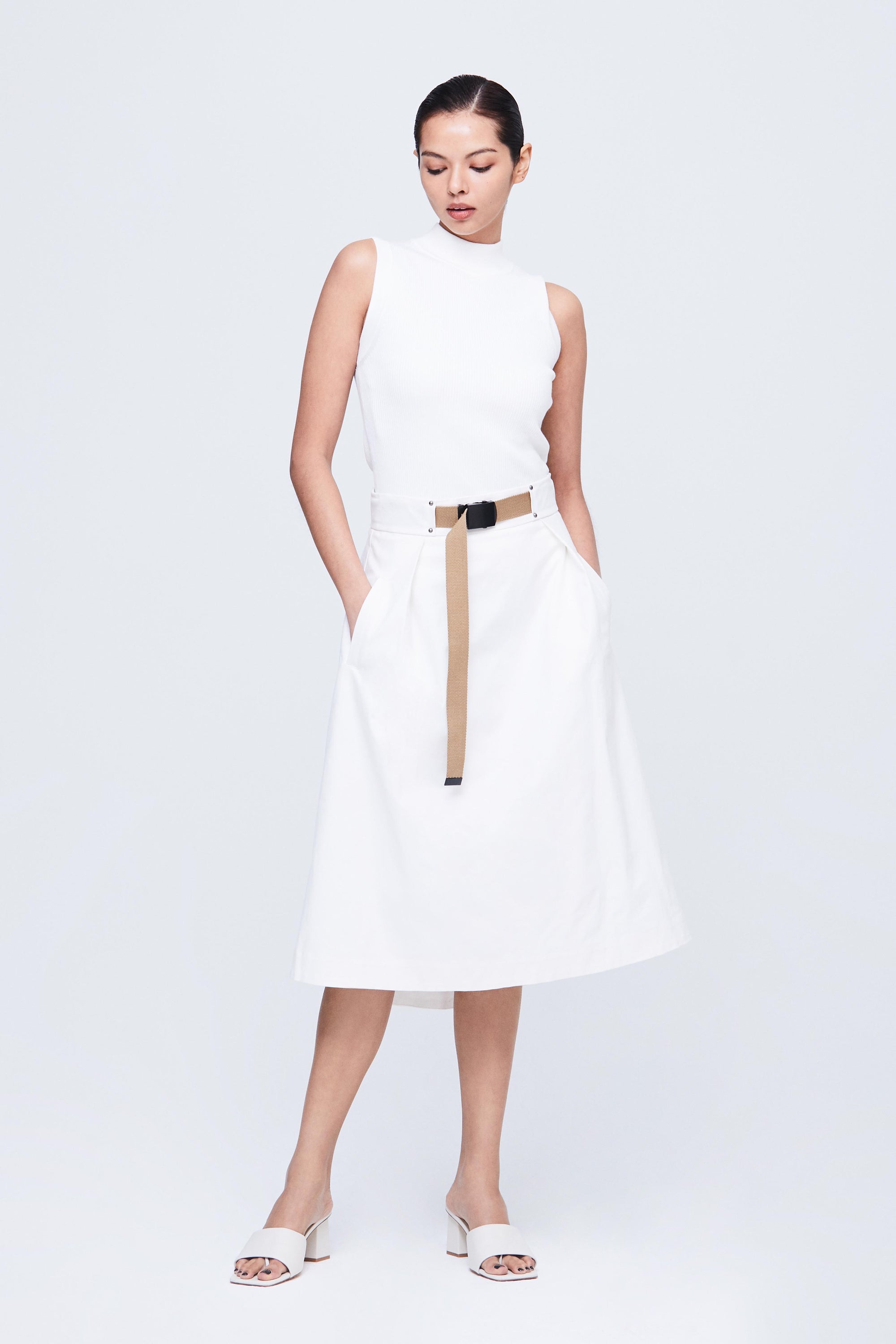 color:IVORY
