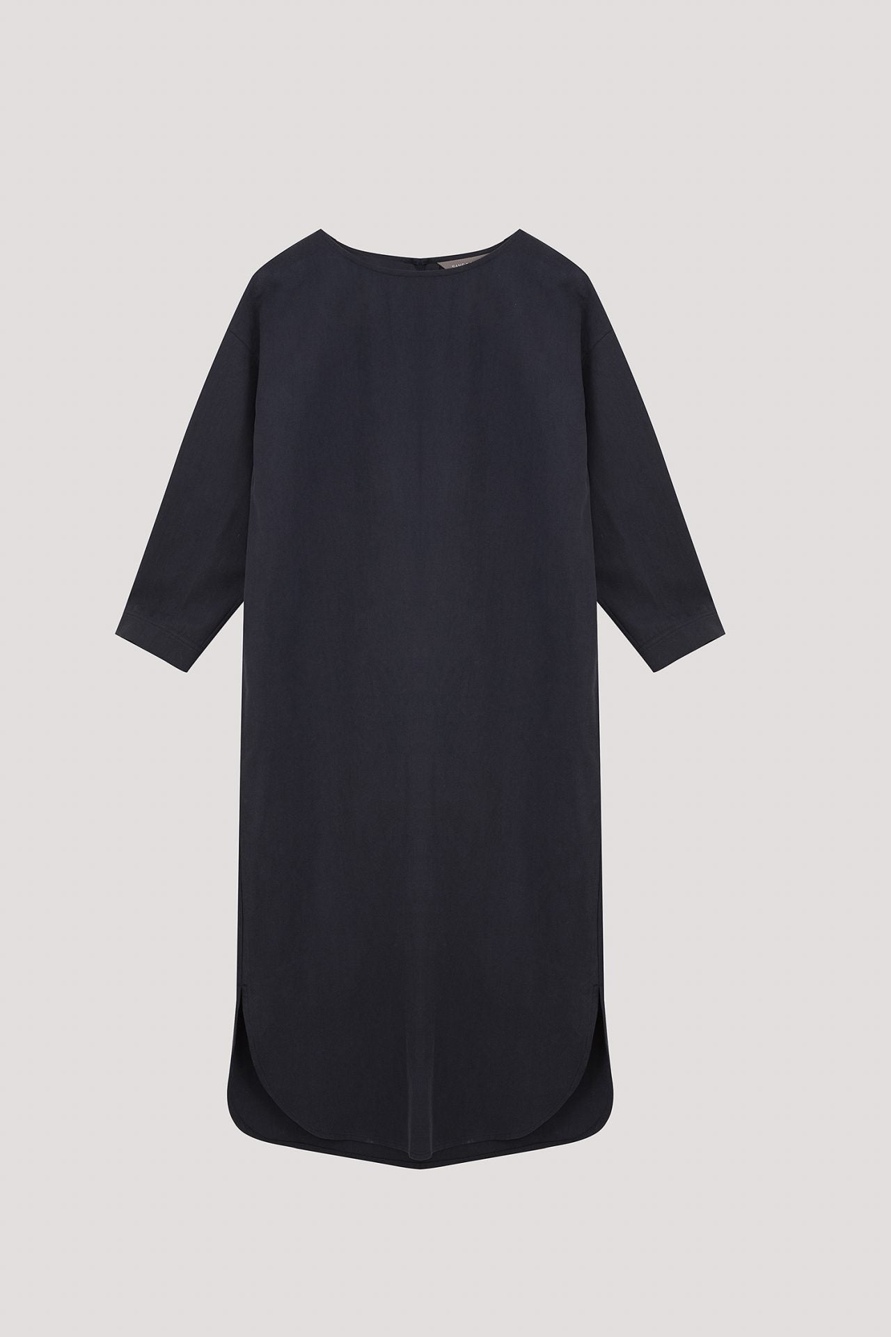 color:NAVY