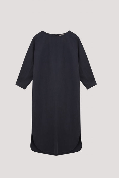 color:NAVY