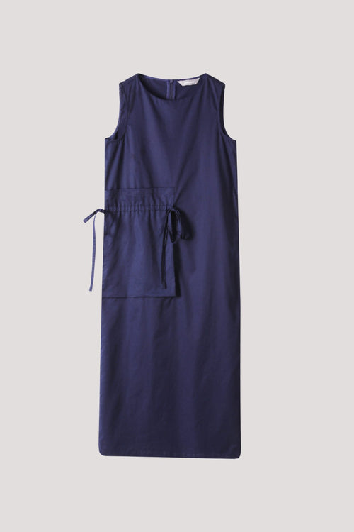 color:NAVY