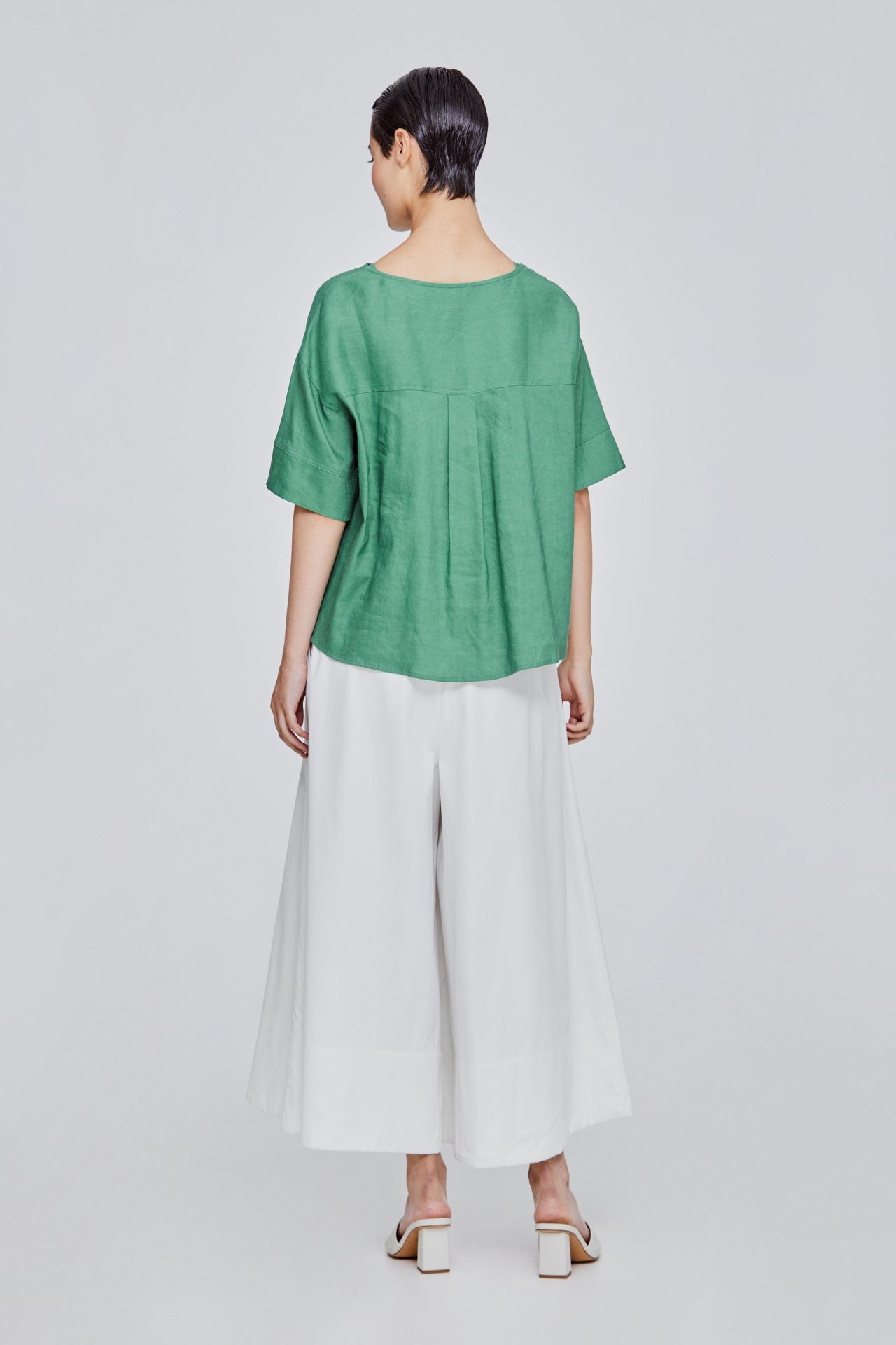 color:PINE