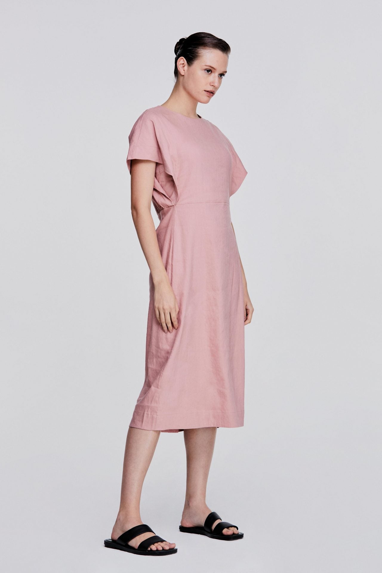 color:BLUSH