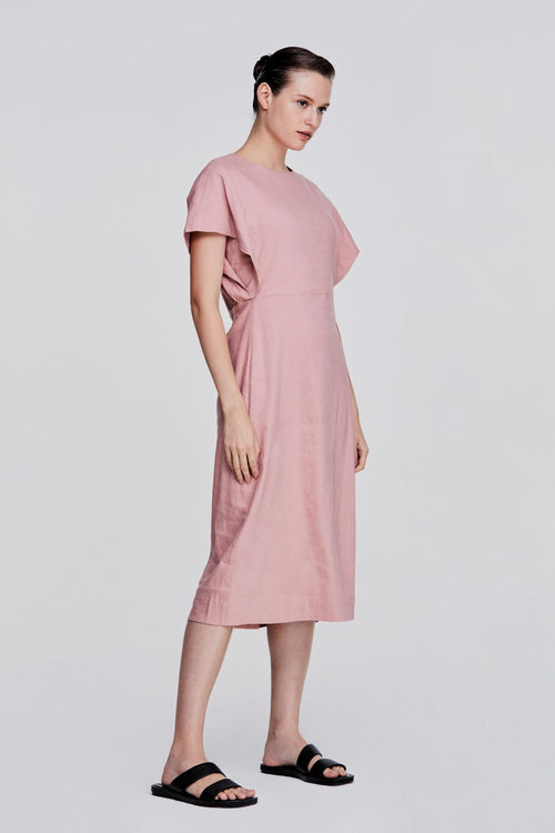 color:BLUSH