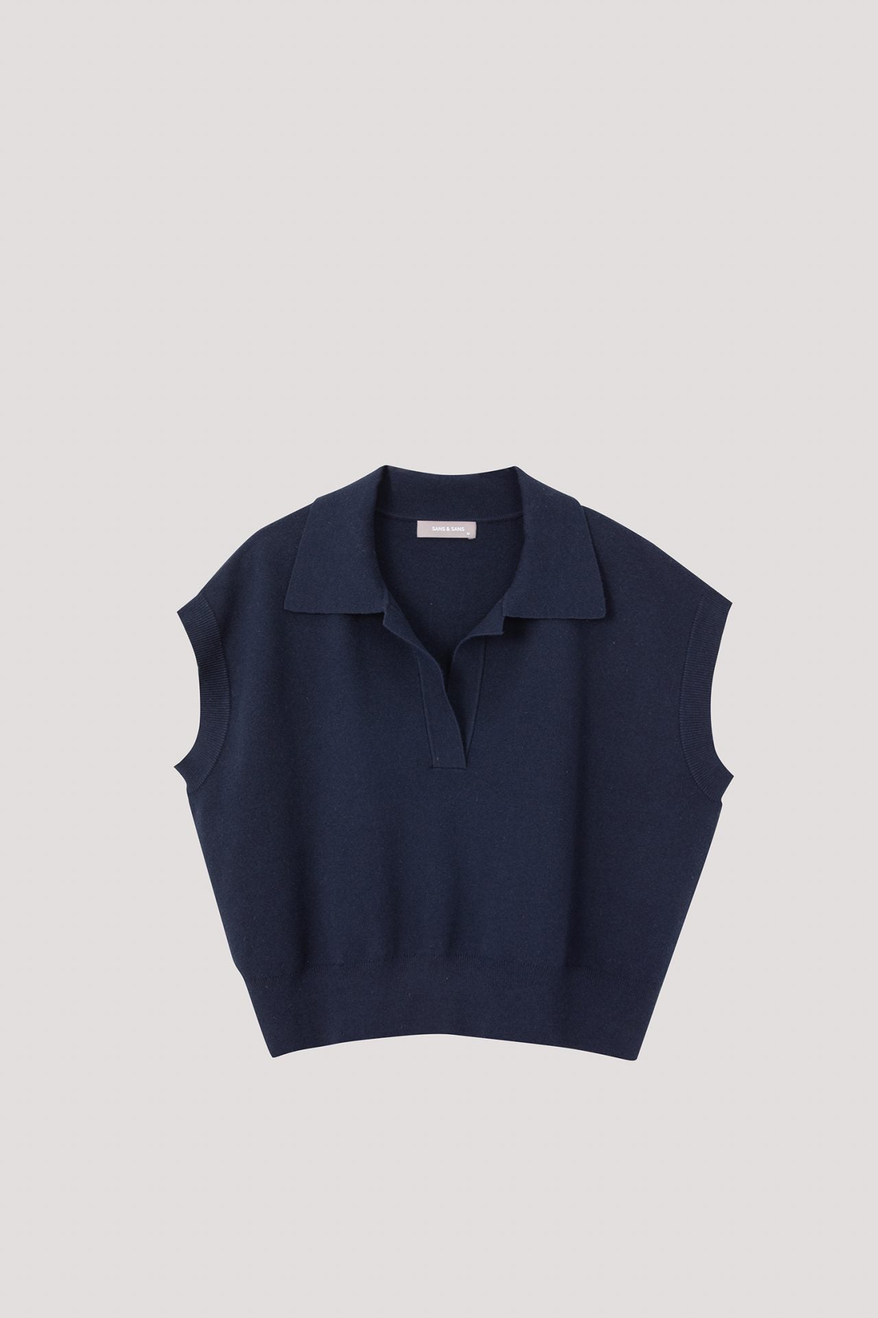 color:NAVY